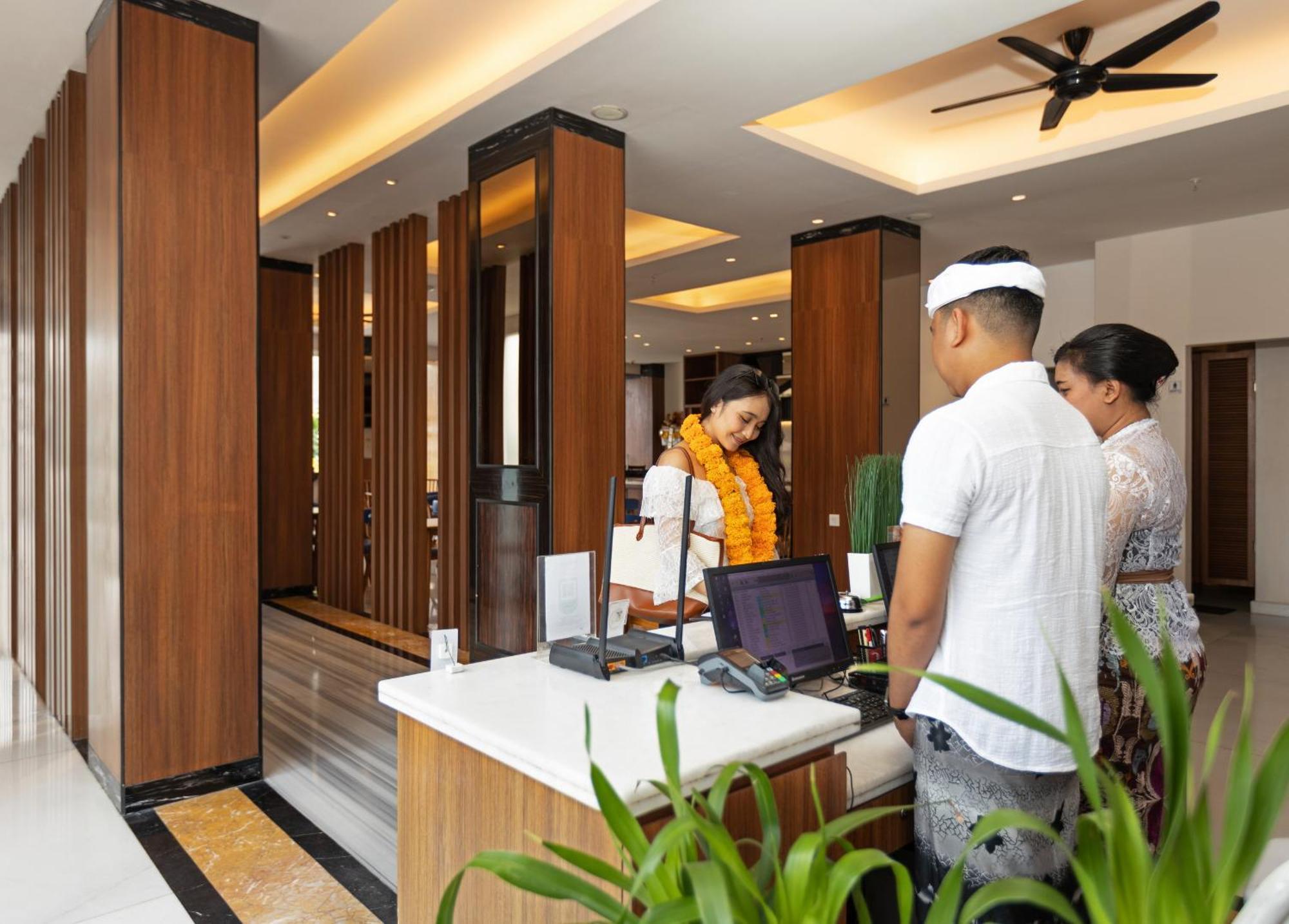 Boss Legian Hotel Extérieur photo
